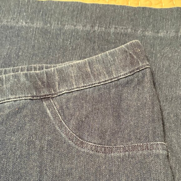 Isaac Mizrahi Knit Denim Pull On Wide Leg Cropped Pant - Size: 5X - NWT - Picture 5 of 13